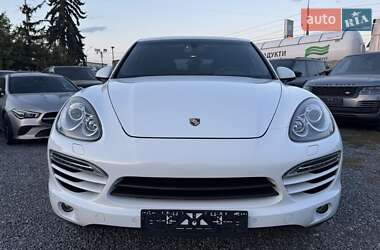Позашляховик / Кросовер Porsche Cayenne 2014 в 