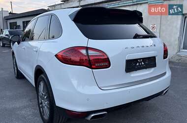 Позашляховик / Кросовер Porsche Cayenne 2014 в 