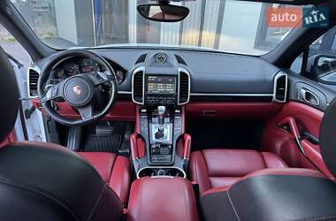 Позашляховик / Кросовер Porsche Cayenne 2014 в 