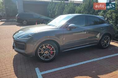 Внедорожник / Кроссовер Porsche Cayenne 2020 в 