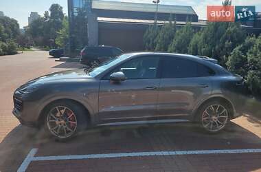 Внедорожник / Кроссовер Porsche Cayenne 2020 в 
