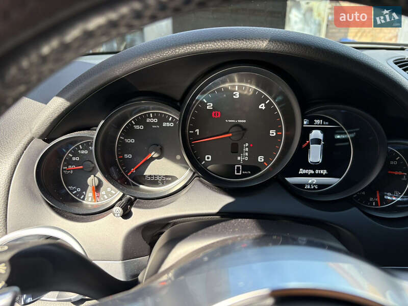 Позашляховик / Кросовер Porsche Cayenne 2017 в Дніпрі