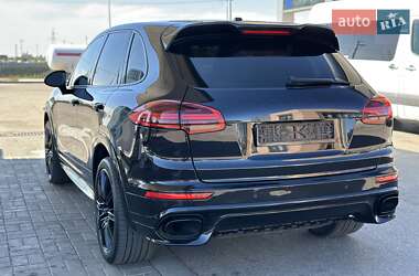 Позашляховик / Кросовер Porsche Cayenne 2014 в 