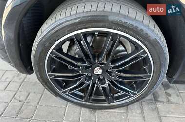 Позашляховик / Кросовер Porsche Cayenne 2014 в 