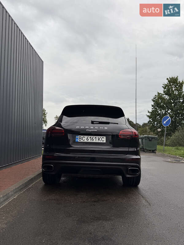 Внедорожник / Кроссовер Porsche Cayenne 2017 в Львове фото 6 Внедорожник / Кроссовер Porsche Cayenne 2017 в Львове