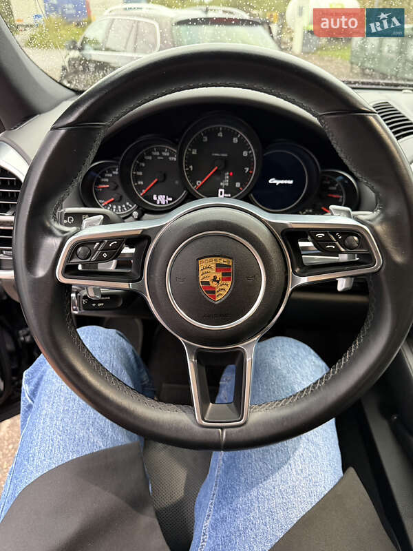 Внедорожник / Кроссовер Porsche Cayenne 2017 в Львове фото 10 Внедорожник / Кроссовер Porsche Cayenne 2017 в Львове