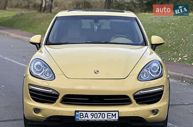 Позашляховик / Кросовер Porsche Cayenne 2010 в 