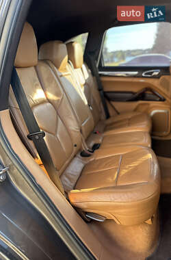 Внедорожник / Кроссовер Porsche Cayenne 2011 в 
