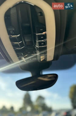 Внедорожник / Кроссовер Porsche Cayenne 2011 в 
