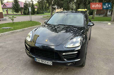 Внедорожник / Кроссовер Porsche Cayenne 2011 в 