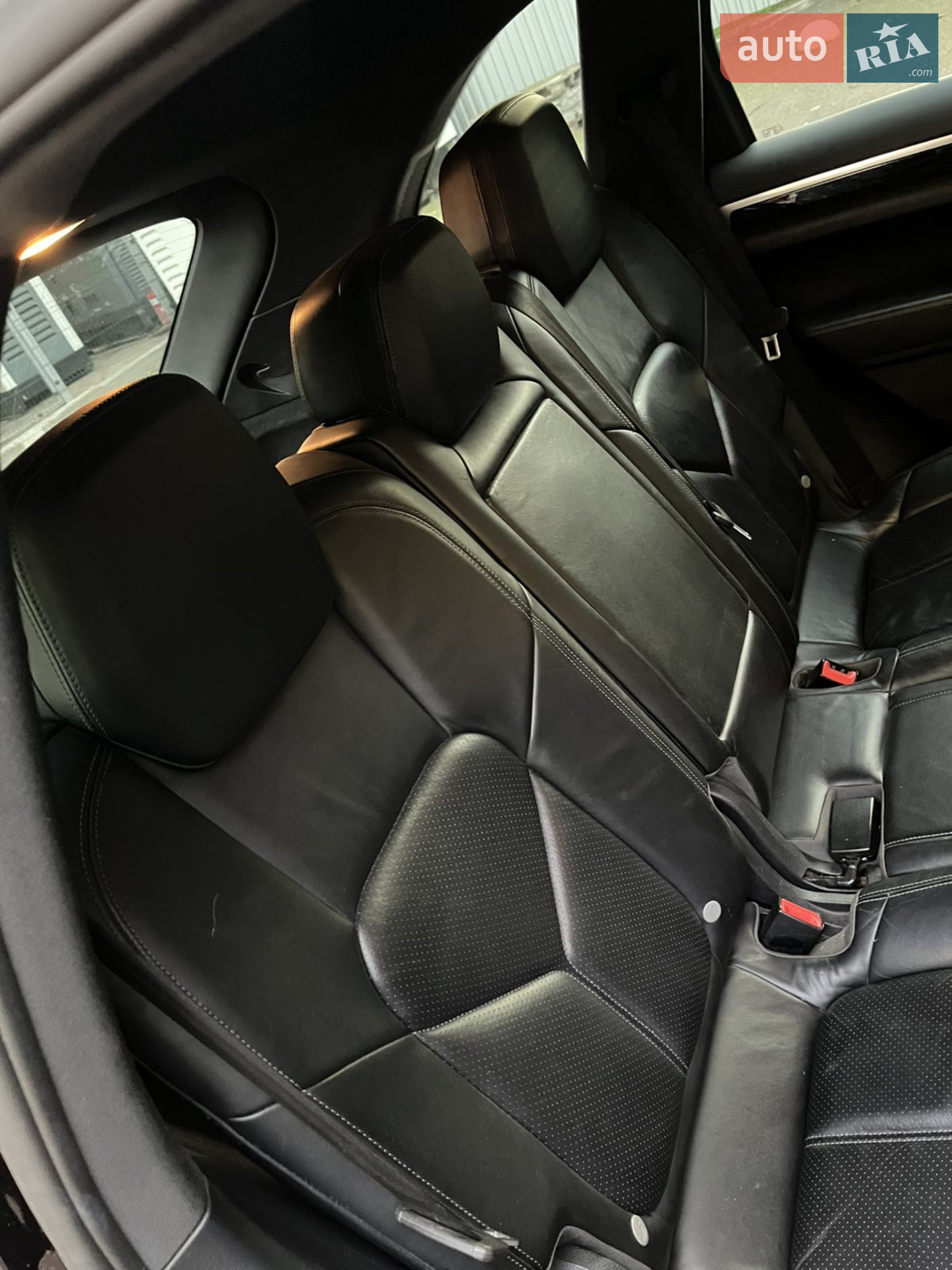 2011 Porsche Cayenne - мініатюра 13