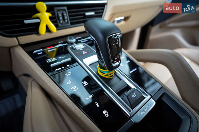 Позашляховик / Кросовер Porsche Cayenne 2019 в Дніпрі