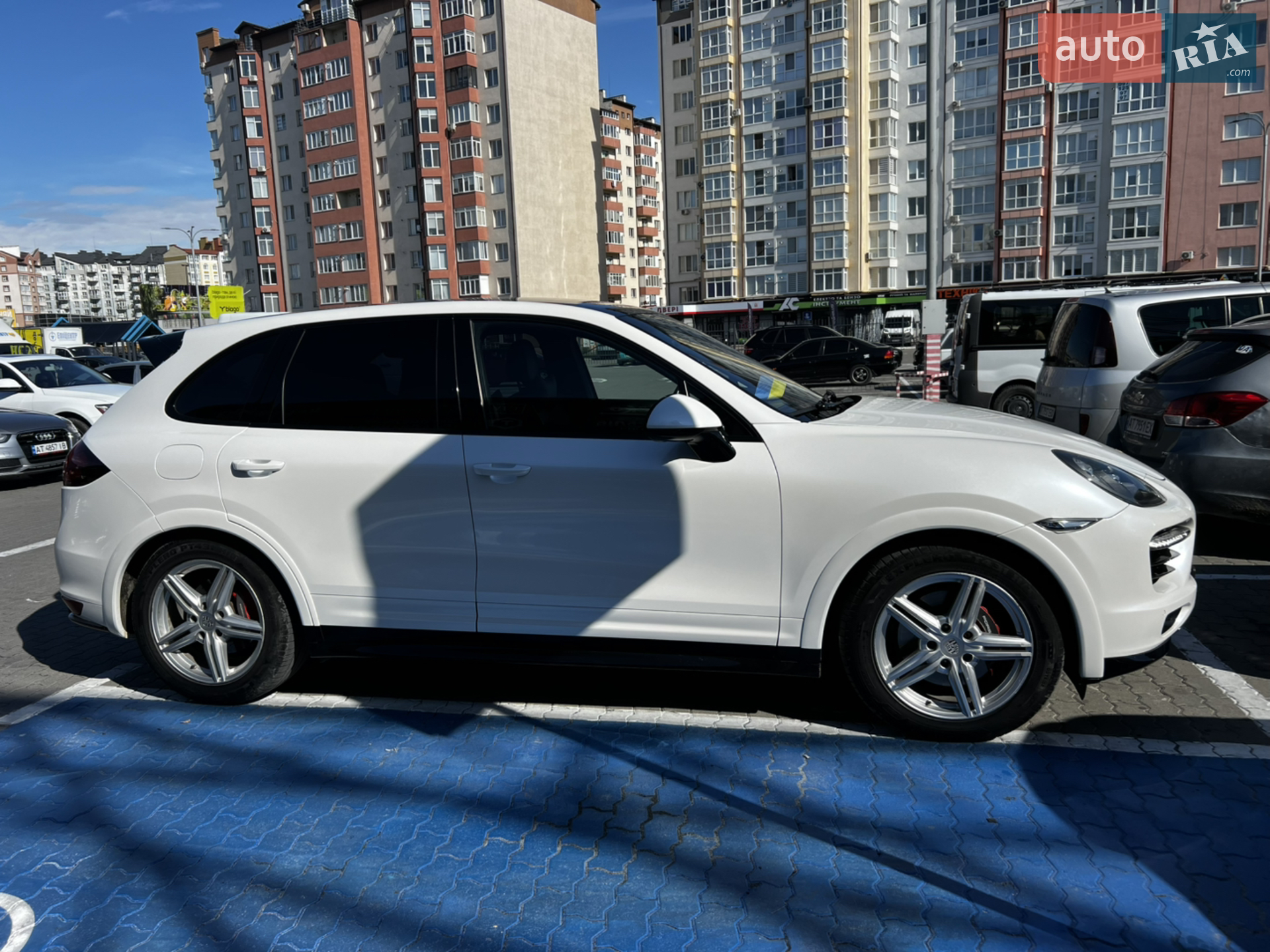 2011 Porsche Cayenne - мініатюра 45
