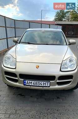 Позашляховик / Кросовер Porsche Cayenne 2004 в 
