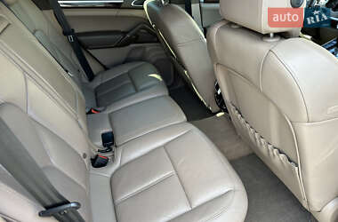 Позашляховик / Кросовер Porsche Cayenne 2011 в 