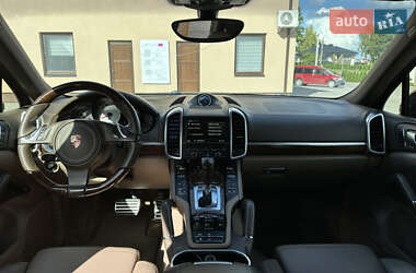 Позашляховик / Кросовер Porsche Cayenne 2011 в 