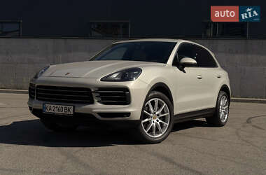 Внедорожник / Кроссовер Porsche Cayenne 2020 в 