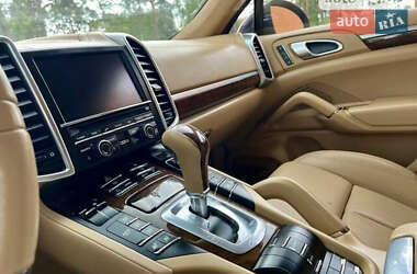 Позашляховик / Кросовер Porsche Cayenne 2011 в 