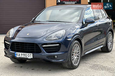 Внедорожник / Кроссовер Porsche Cayenne 2013 в Киеве