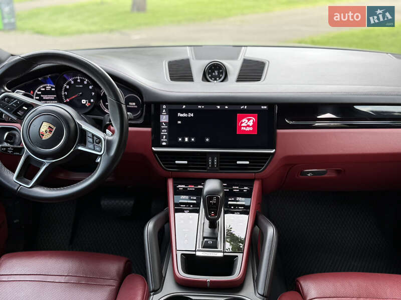 Позашляховик / Кросовер Porsche Cayenne 2019 в Києві