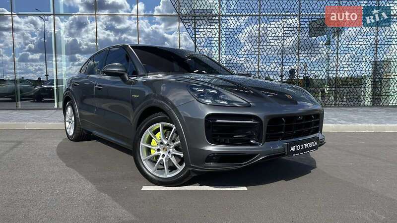Внедорожник / Кроссовер Porsche Cayenne 2021 в Киеве