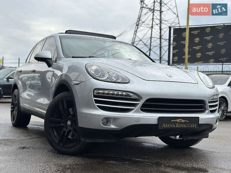 Внедорожник / Кроссовер Porsche Cayenne 2013 в Харькове