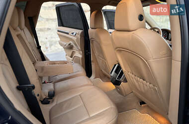 Позашляховик / Кросовер Porsche Cayenne 2011 в 