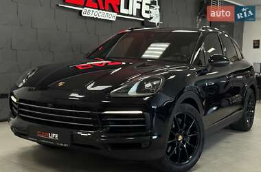 Позашляховик / Кросовер Porsche Cayenne 2018 в 