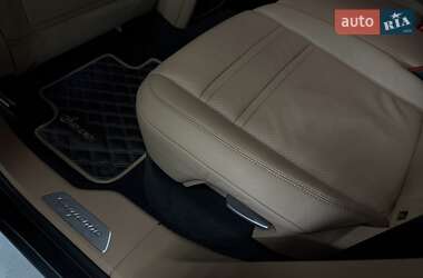Позашляховик / Кросовер Porsche Cayenne 2018 в 