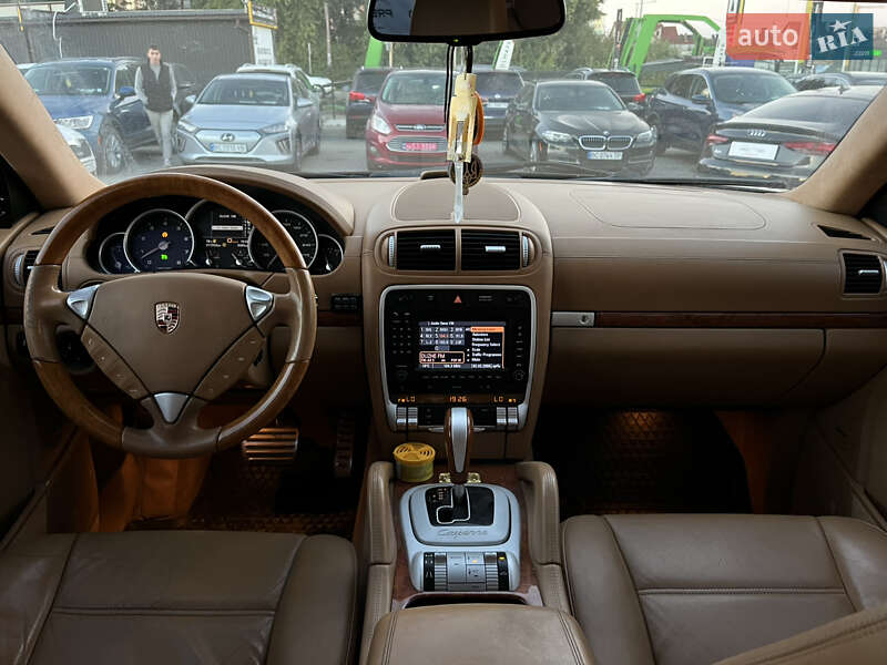 Позашляховик / Кросовер Porsche Cayenne 2007 в Львові