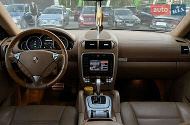 Внедорожник / Кроссовер Porsche Cayenne 2007 в 