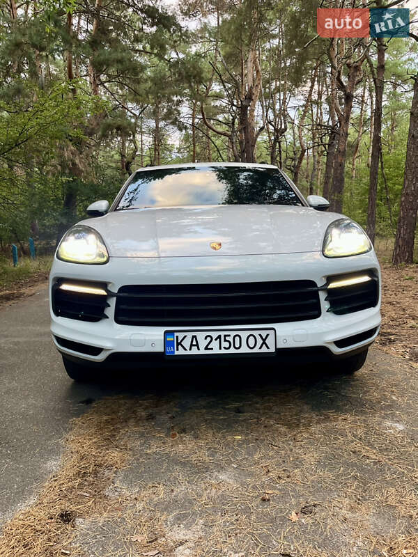 Позашляховик / Кросовер Porsche Cayenne 2018 в Києві