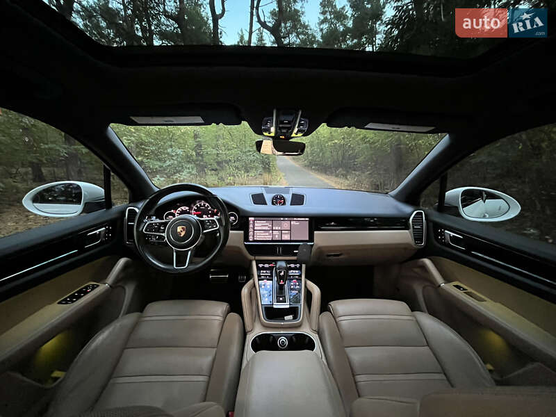 Позашляховик / Кросовер Porsche Cayenne 2018 в Києві