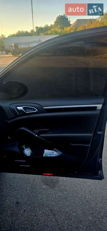 Позашляховик / Кросовер Porsche Cayenne 2017 в Харкові фото 33 Позашляховик / Кросовер Porsche Cayenne 2017 в Харкові