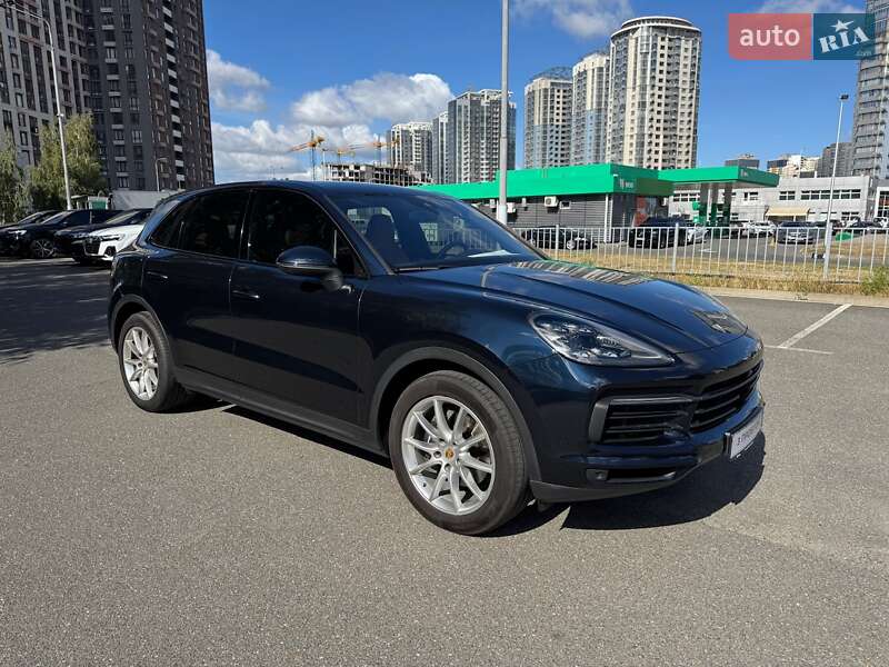 Позашляховик / Кросовер Porsche Cayenne 2019 в Києві