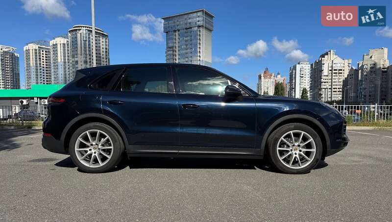 Позашляховик / Кросовер Porsche Cayenne 2019 в Києві