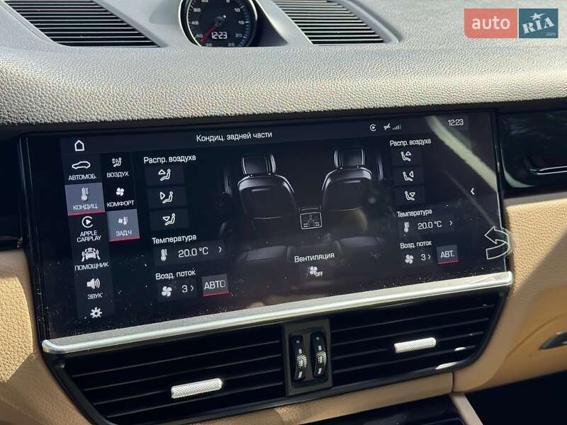 Позашляховик / Кросовер Porsche Cayenne 2019 в Києві