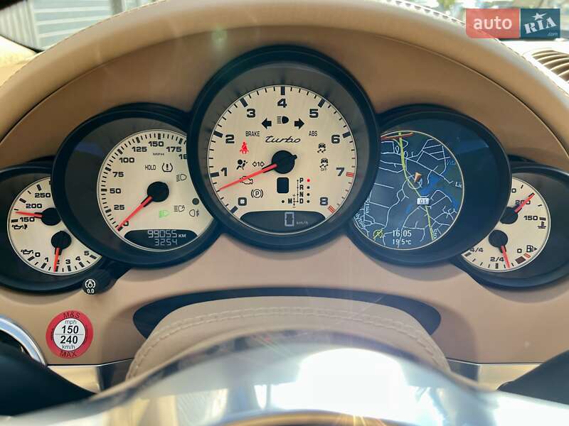 Внедорожник / Кроссовер Porsche Cayenne 2015 в Киеве