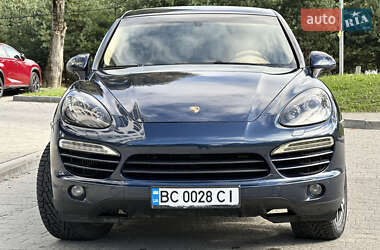 Позашляховик / Кросовер Porsche Cayenne 2013 в 