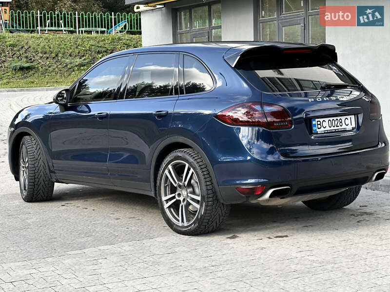 Внедорожник / Кроссовер Porsche Cayenne 2013 в Львове