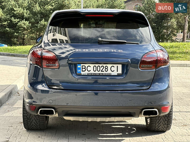 Внедорожник / Кроссовер Porsche Cayenne 2013 в Львове