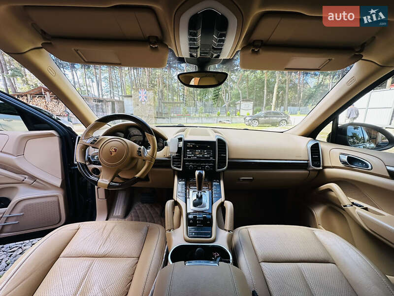 Внедорожник / Кроссовер Porsche Cayenne 2013 в Львове