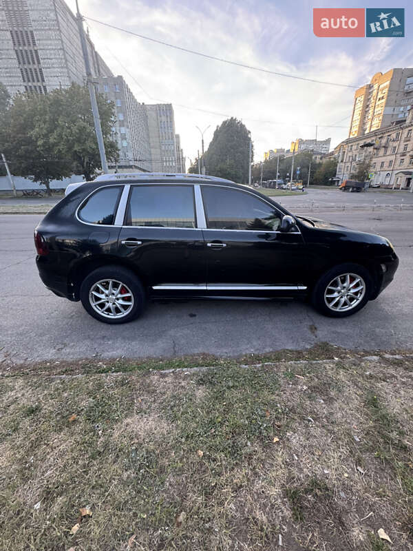 Позашляховик / Кросовер Porsche Cayenne 2005 в Дніпрі