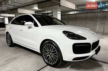 Позашляховик / Кросовер Porsche Cayenne 2019 в 