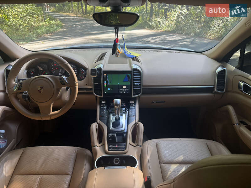 Внедорожник / Кроссовер Porsche Cayenne 2013 в Киеве фото 15 Внедорожник / Кроссовер Porsche Cayenne 2013 в Киеве
