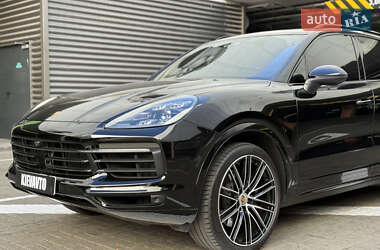 Внедорожник / Кроссовер Porsche Cayenne 2021 в 