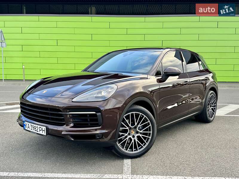 Позашляховик / Кросовер Porsche Cayenne 2018 в Києві