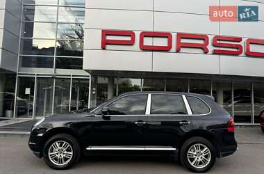 Внедорожник / Кроссовер Porsche Cayenne 2007 в 