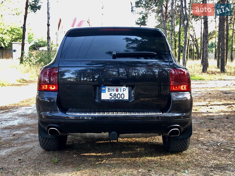 Внедорожник / Кроссовер Porsche Cayenne 2004 в Николаеве