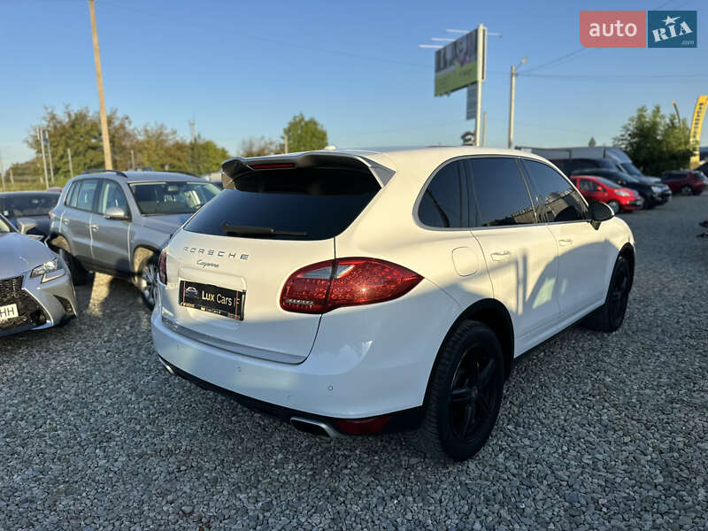 Внедорожник / Кроссовер Porsche Cayenne 2014 в Ивано-Франковске